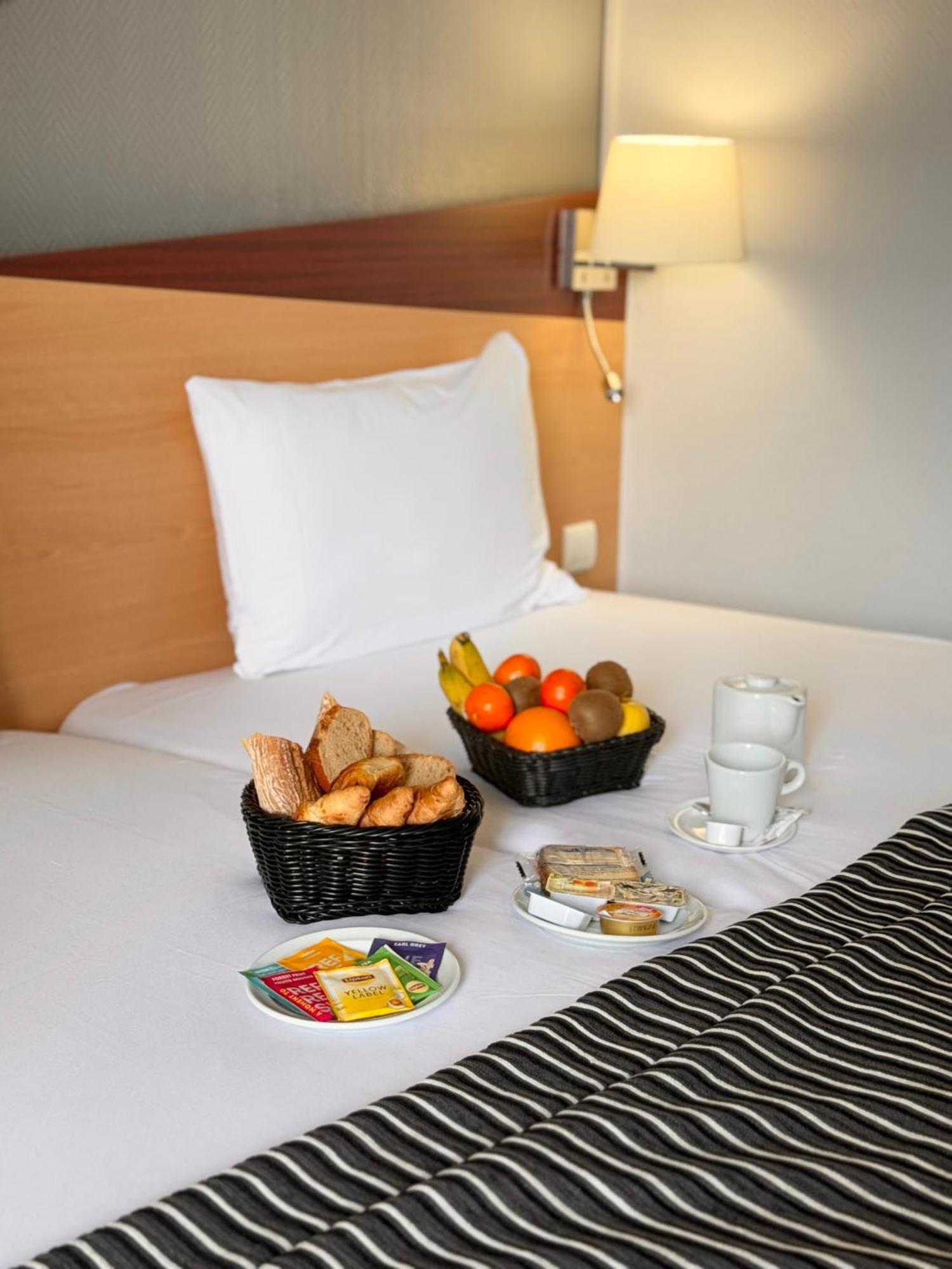 Kyriad Hotel Dijon Gare Eksteriør billede
