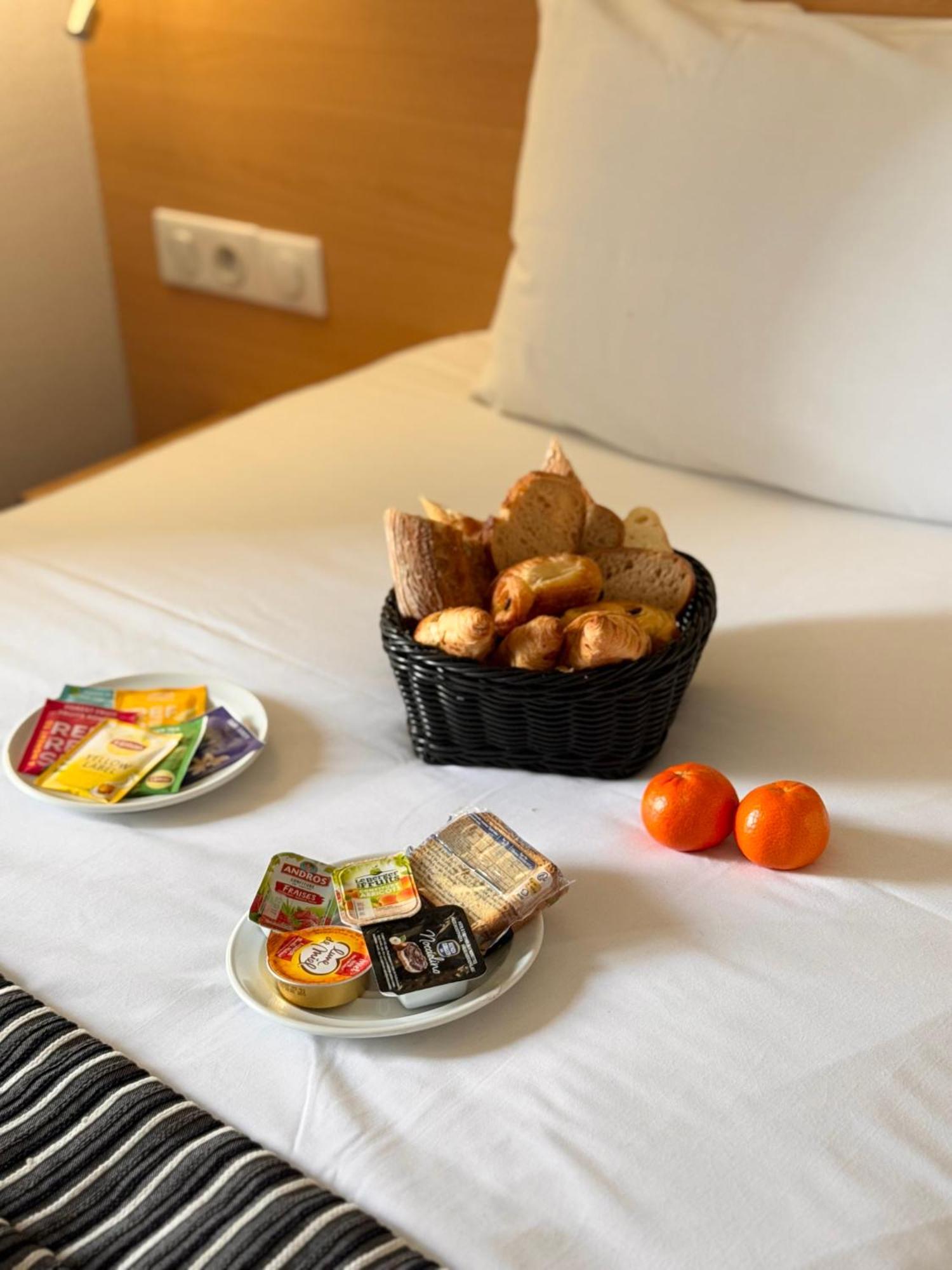 Kyriad Hotel Dijon Gare Eksteriør billede